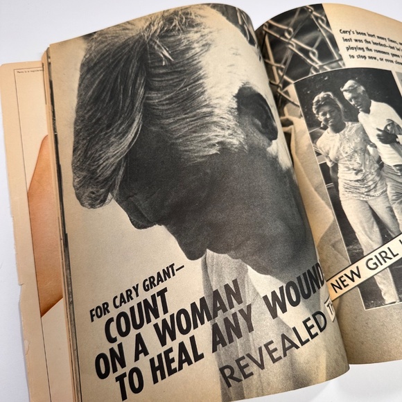 Vintage 1970 Movie Mirror Magazine • Liz Taylor Drama • Hollywood Gossip Gold - Picture 9 of 13